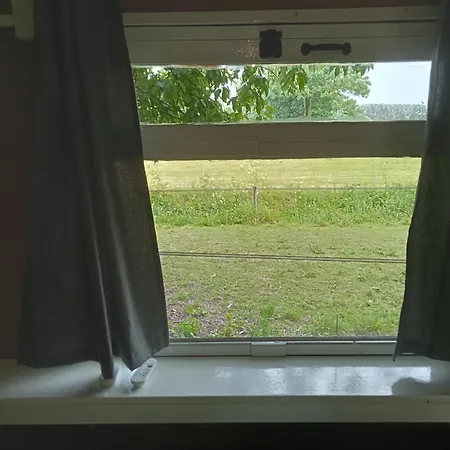 Trijntje Holiday home Nieuwaal